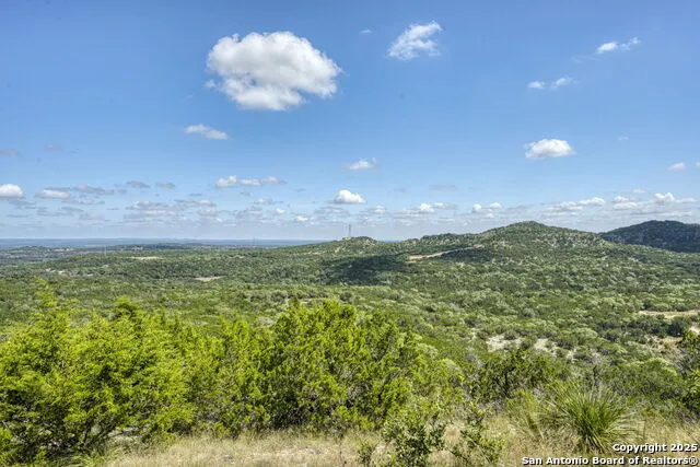 305 Spanish Pass Boerne, TX 78006