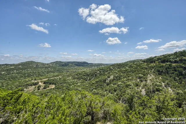 305 Spanish Pass Boerne, TX 78006