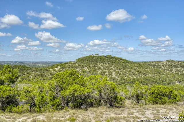 305 Spanish Pass Boerne, TX 78006