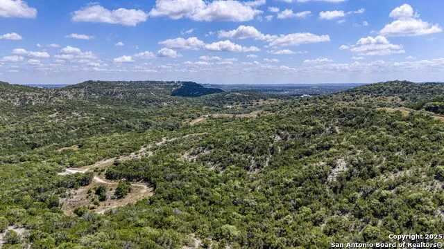 305 Spanish Pass Boerne, TX 78006