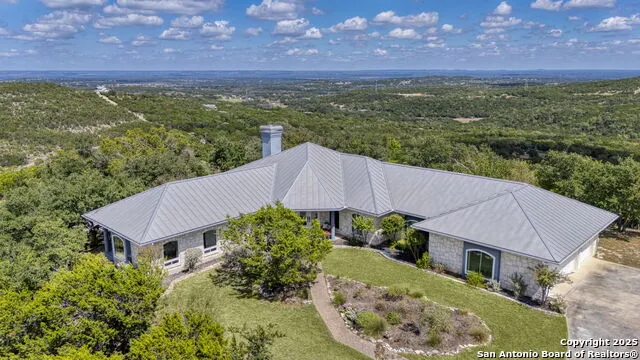 305 Spanish Pass Boerne, TX 78006
