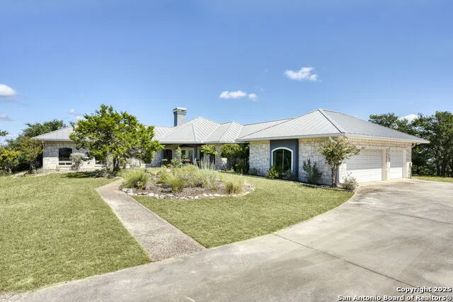 305 Spanish Pass Boerne, TX 78006