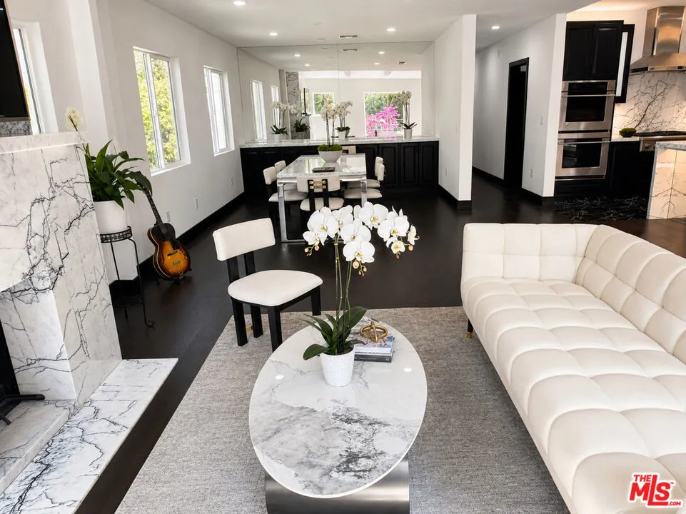 442 S Wetherly Drive Beverly Hills, CA 90211