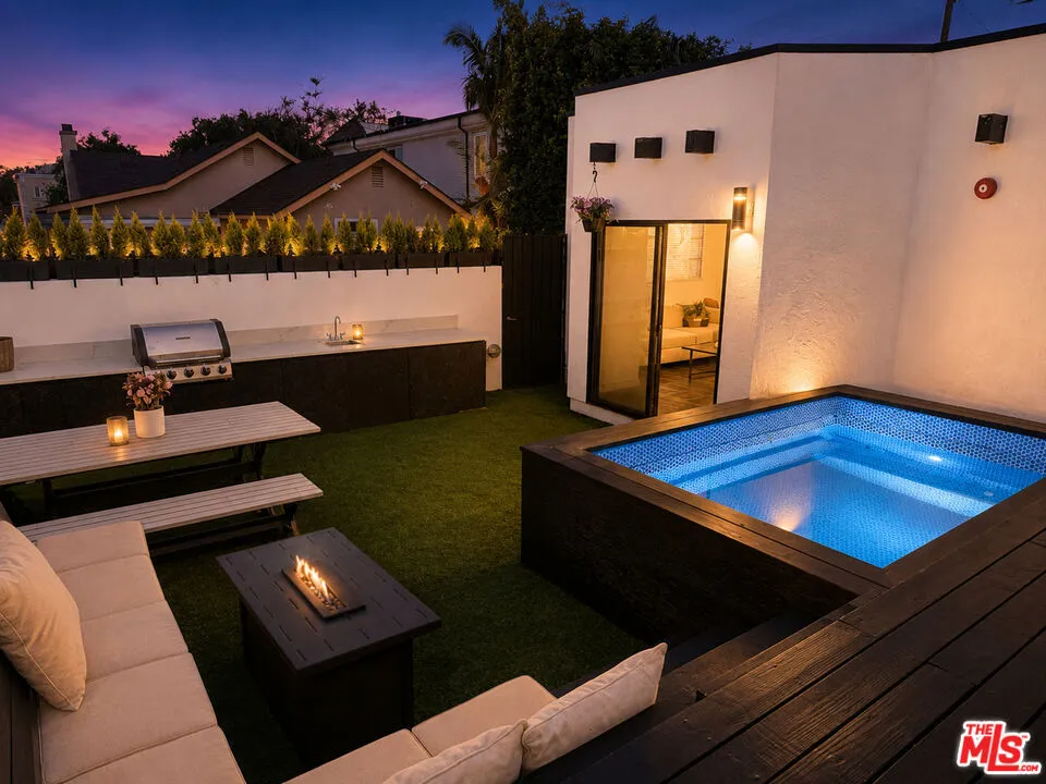 442 S Wetherly Drive Beverly Hills, CA 90211