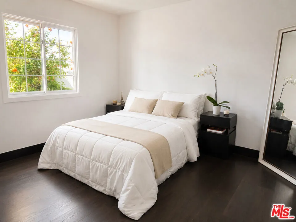 442 S Wetherly Drive Beverly Hills, CA 90211