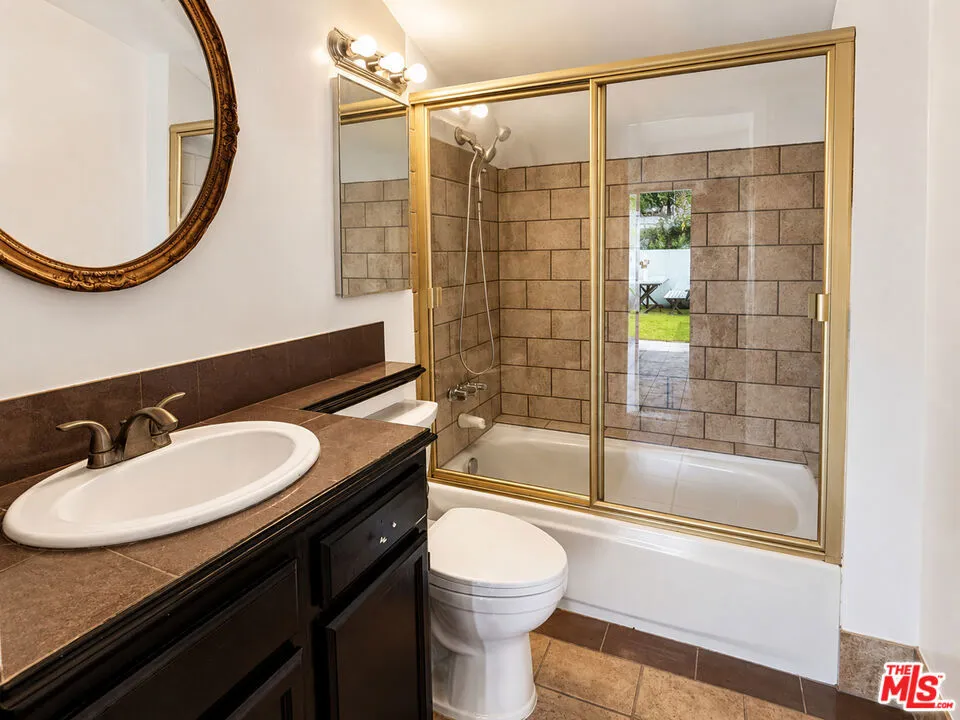 442 S Wetherly Drive Beverly Hills, CA 90211