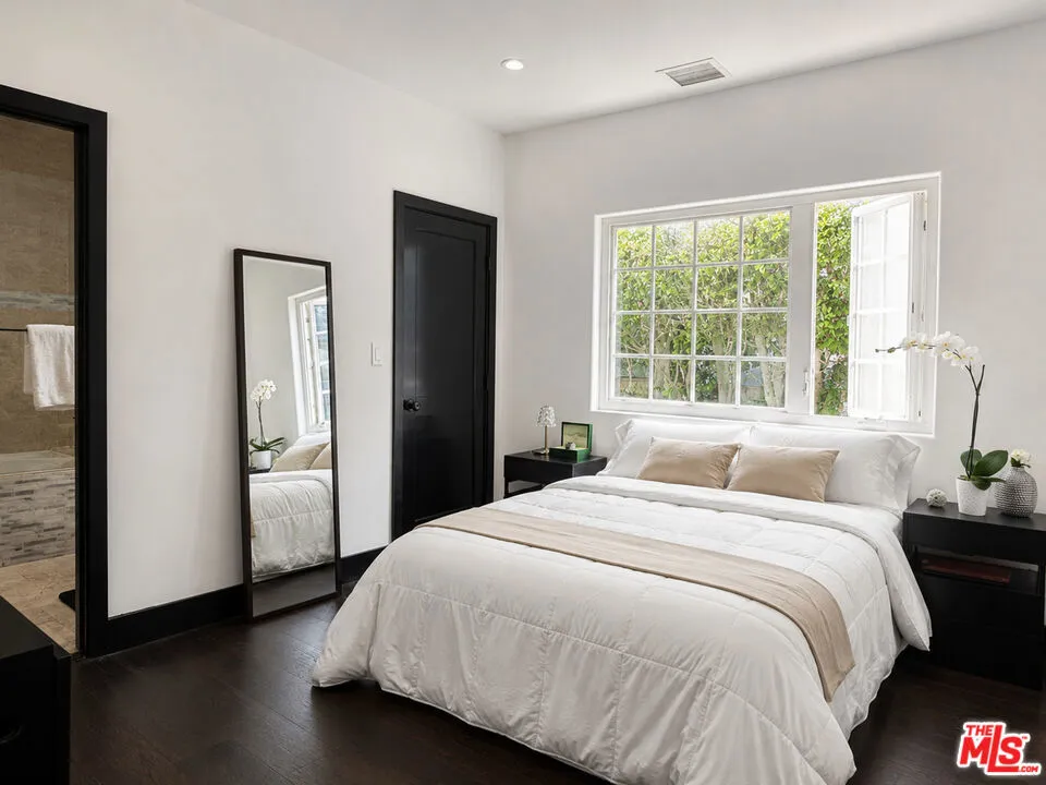 442 S Wetherly Drive Beverly Hills, CA 90211