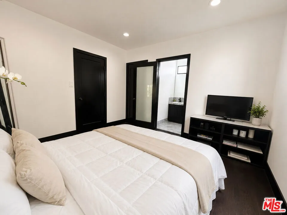 442 S Wetherly Drive Beverly Hills, CA 90211