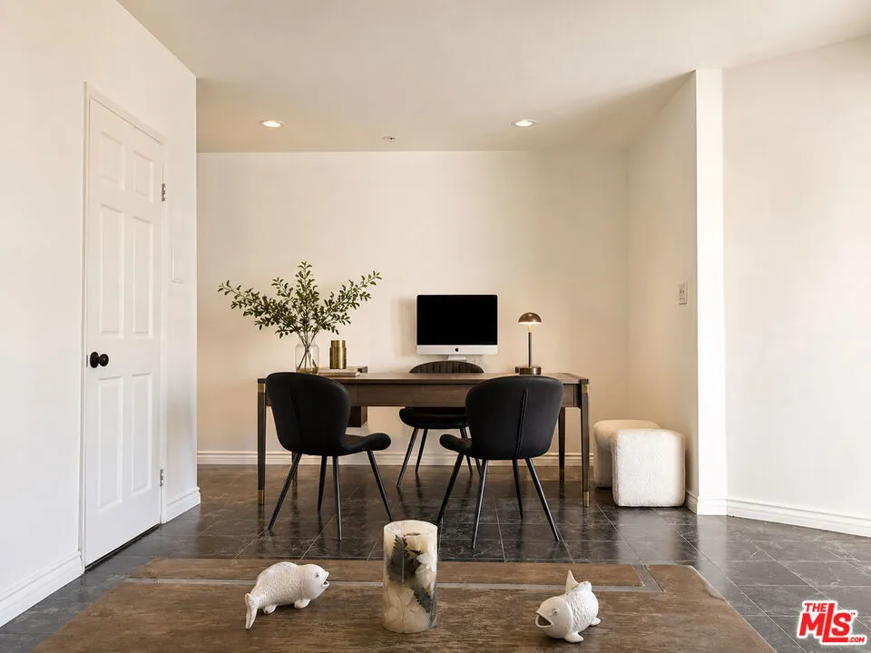 442 S Wetherly Drive Beverly Hills, CA 90211