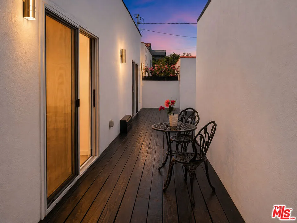 442 S Wetherly Drive Beverly Hills, CA 90211