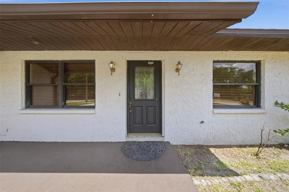 5020 PINE STREET Seffner, FL 33584