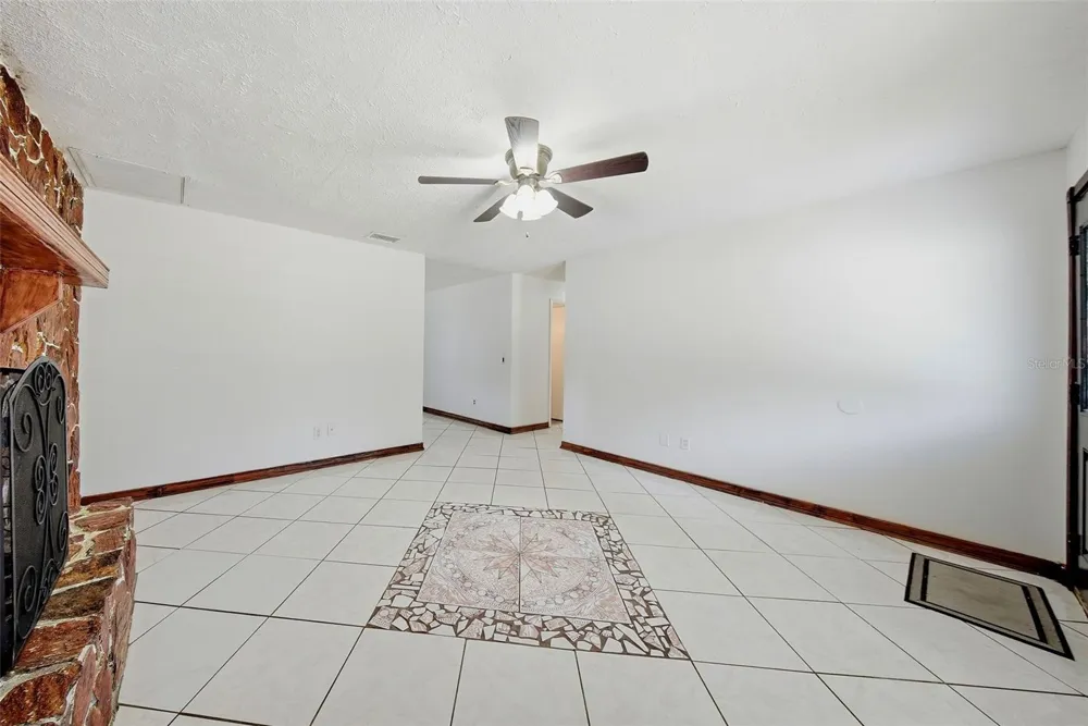 5020 PINE STREET Seffner, FL 33584
