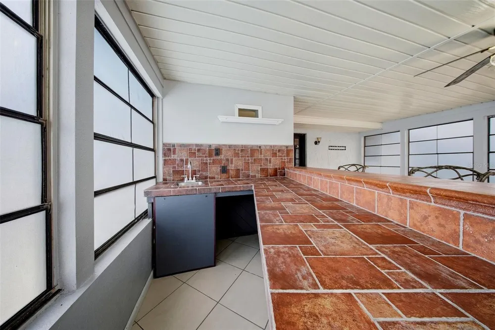 5020 PINE STREET Seffner, FL 33584