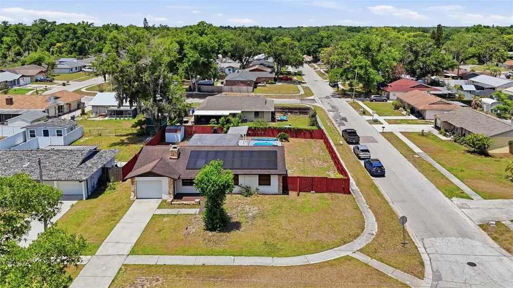 5020 PINE STREET Seffner, FL 33584