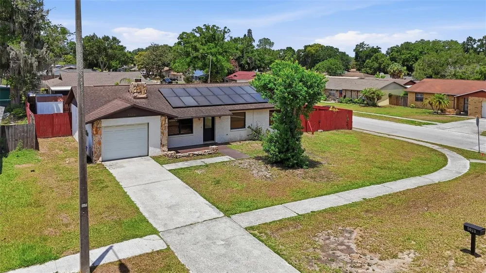 5020 PINE STREET Seffner, FL 33584