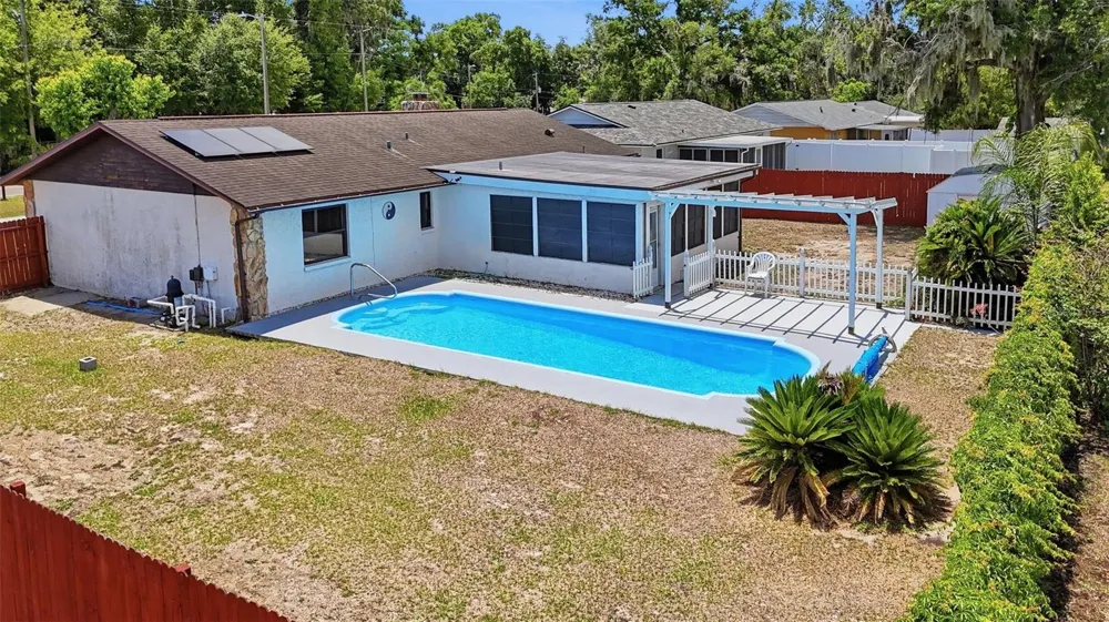 5020 PINE STREET Seffner, FL 33584