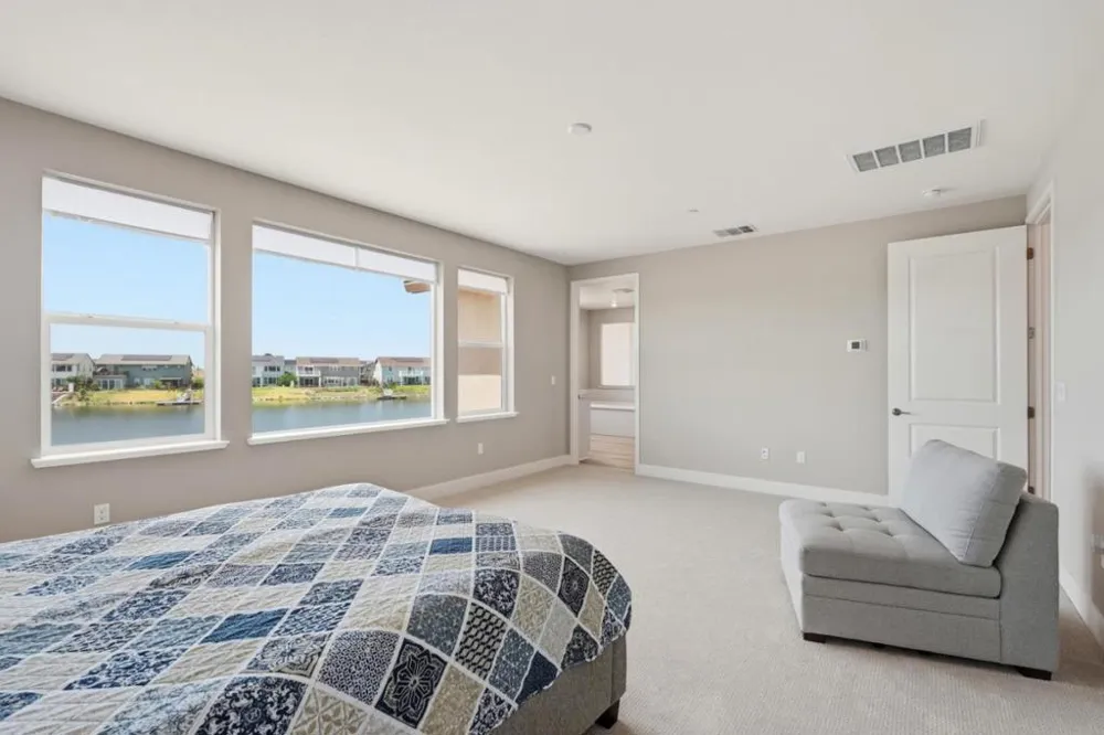 16141 Riverton Avenue Lathrop, CA 95330