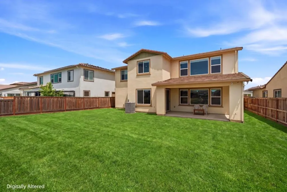 16141 Riverton Avenue Lathrop, CA 95330