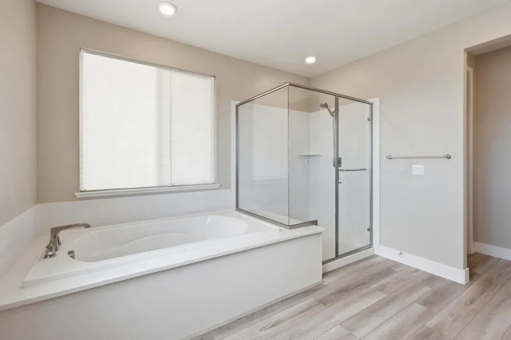 16141 Riverton Avenue Lathrop, CA 95330