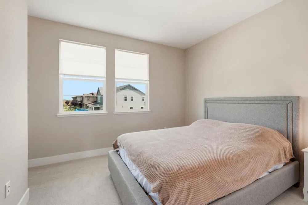 16141 Riverton Avenue Lathrop, CA 95330
