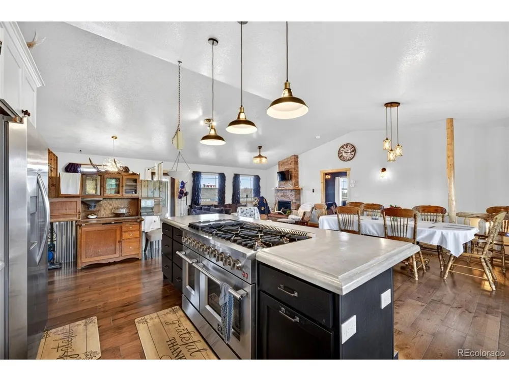 3069 Sangre Drive Westcliffe, CO 81252