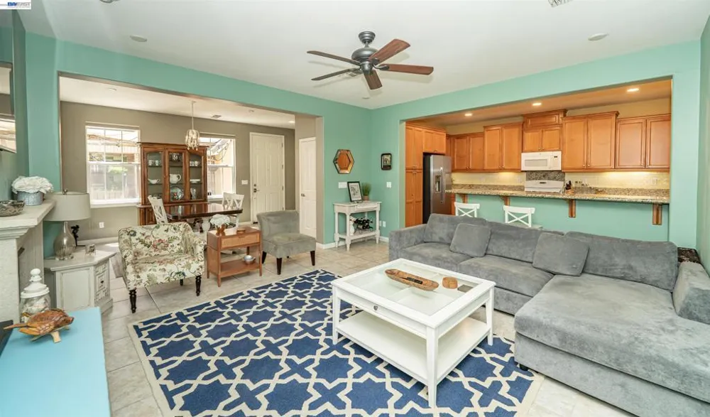 172 W Erics Way Mountain House, CA 95391