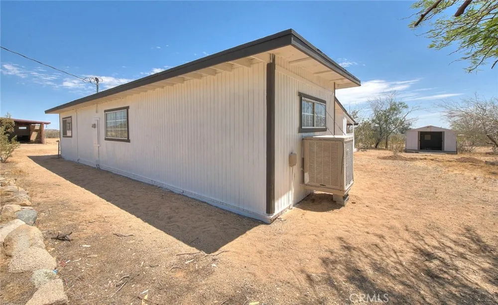 55525 Ornelas Lane Landers, CA 92285