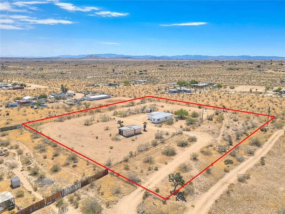 55525 Ornelas Lane Landers, CA 92285