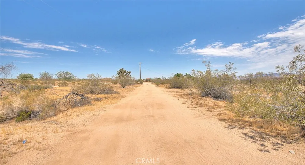 55525 Ornelas Lane Landers, CA 92285