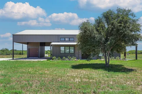 10482 County Road 276