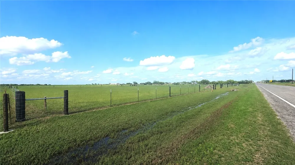 County Rd 70 Bishop, TX 78343