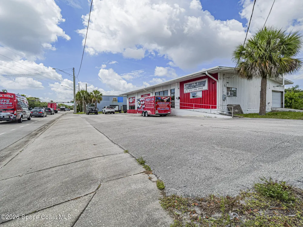 415 US Highway 1 Vero Beach, FL 32962