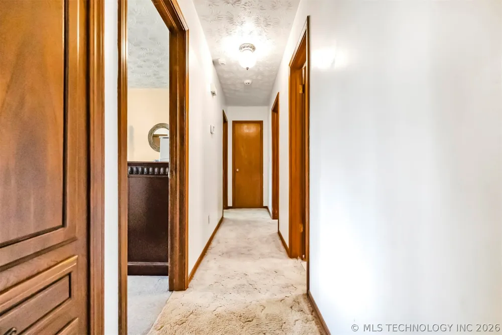 212 Will Rogers Loop W Oologah, OK 74053