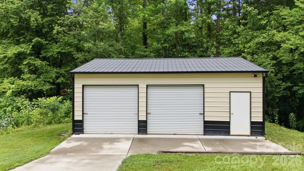 190 Meadow Glen Drive Troutman, NC 28166