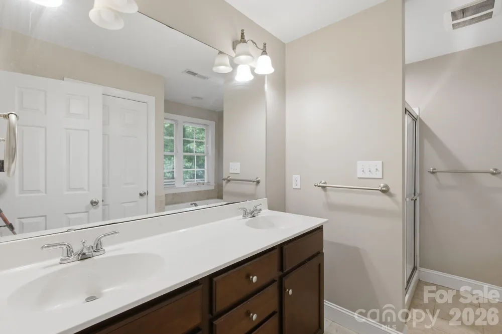 190 Meadow Glen Drive Troutman, NC 28166