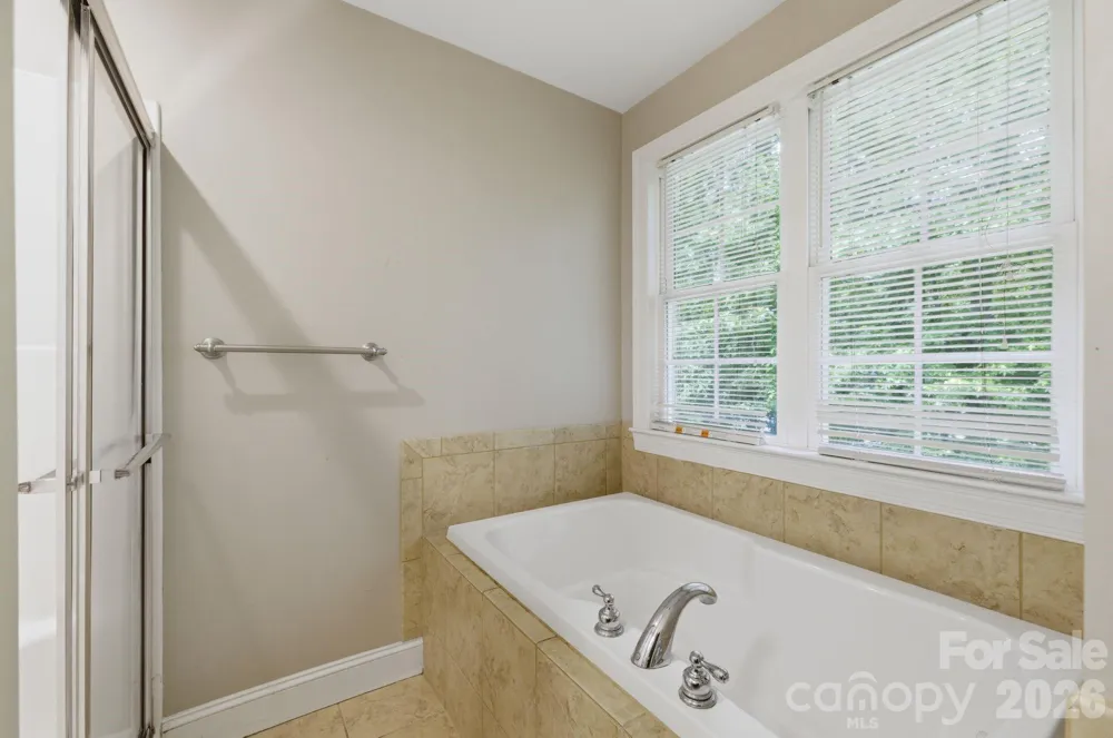 190 Meadow Glen Drive Troutman, NC 28166