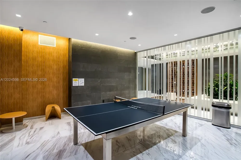 400 Sunny Isles Blvd #1202 Sunny Isles Beach, FL 33160