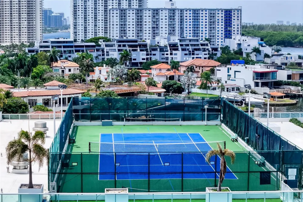 400 Sunny Isles Blvd #1202 Sunny Isles Beach, FL 33160