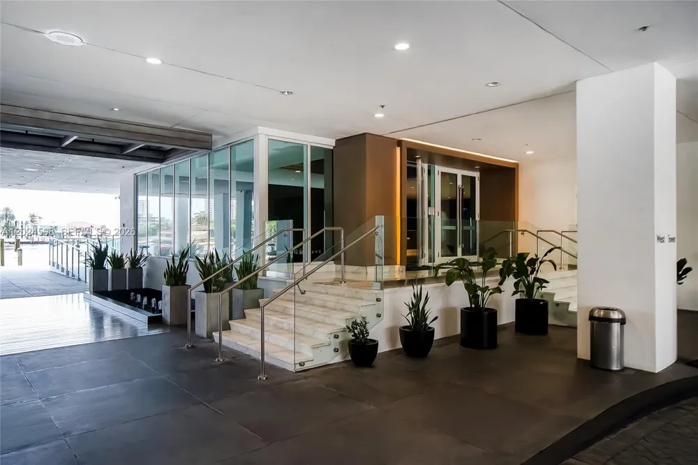 400 Sunny Isles Blvd #1202 Sunny Isles Beach, FL 33160