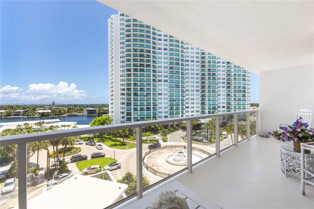 20281 E Country Club Dr #510 Aventura, FL 33180