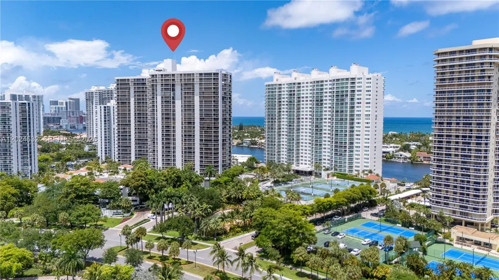 20281 E Country Club Dr #510 Aventura, FL 33180