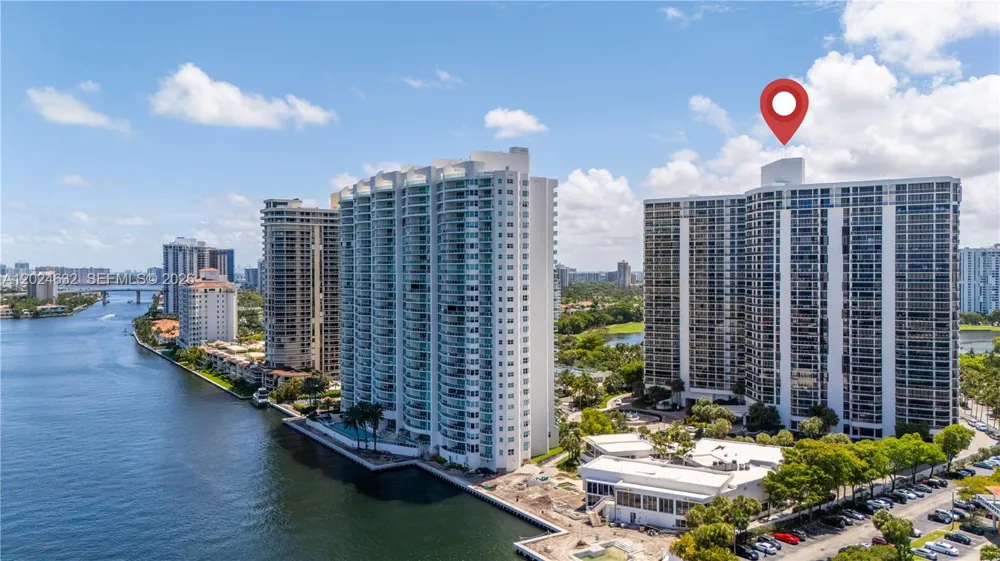 20281 E Country Club Dr #510 Aventura, FL 33180