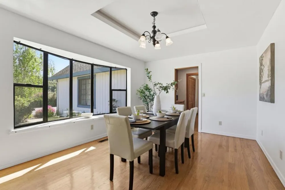 215 Chateau Drive Aromas, CA 95004