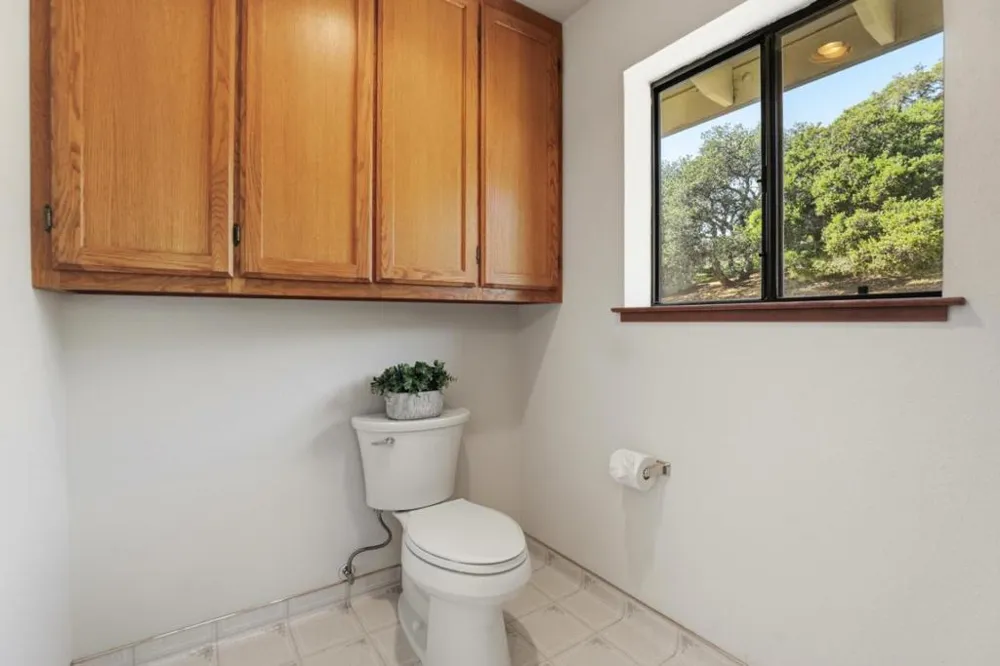 215 Chateau Drive Aromas, CA 95004