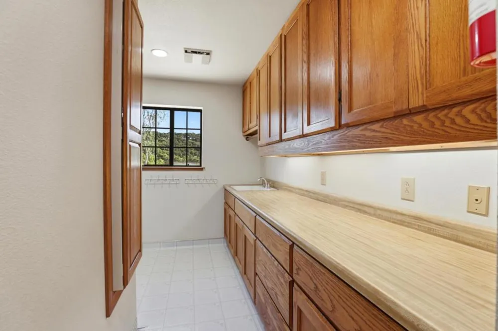 215 Chateau Drive Aromas, CA 95004