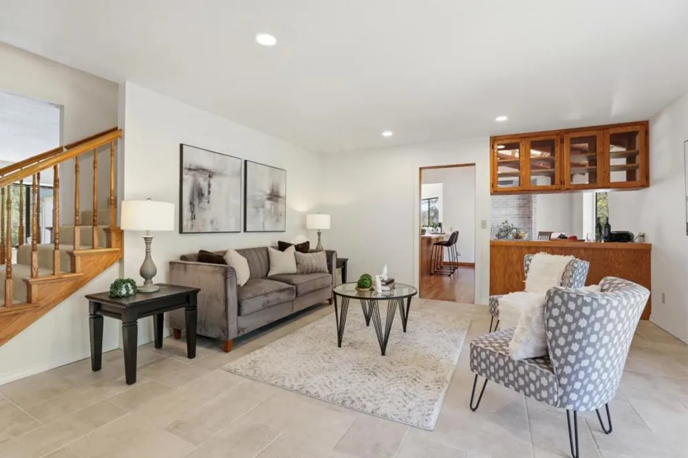 215 Chateau Drive Aromas, CA 95004
