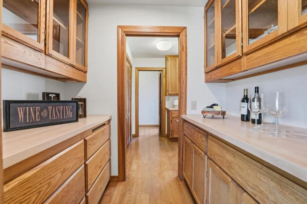 215 Chateau Drive Aromas, CA 95004