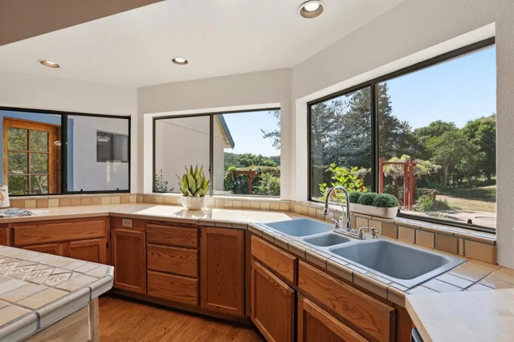 215 Chateau Drive Aromas, CA 95004