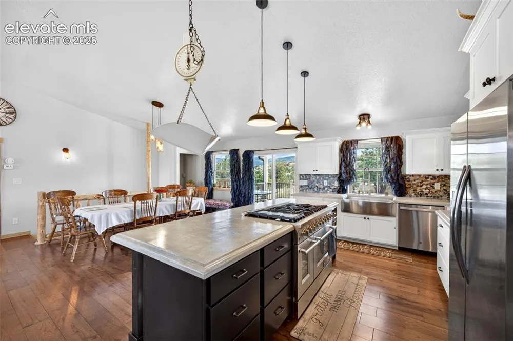 3069 Sangre Drive Westcliffe, CO 81252