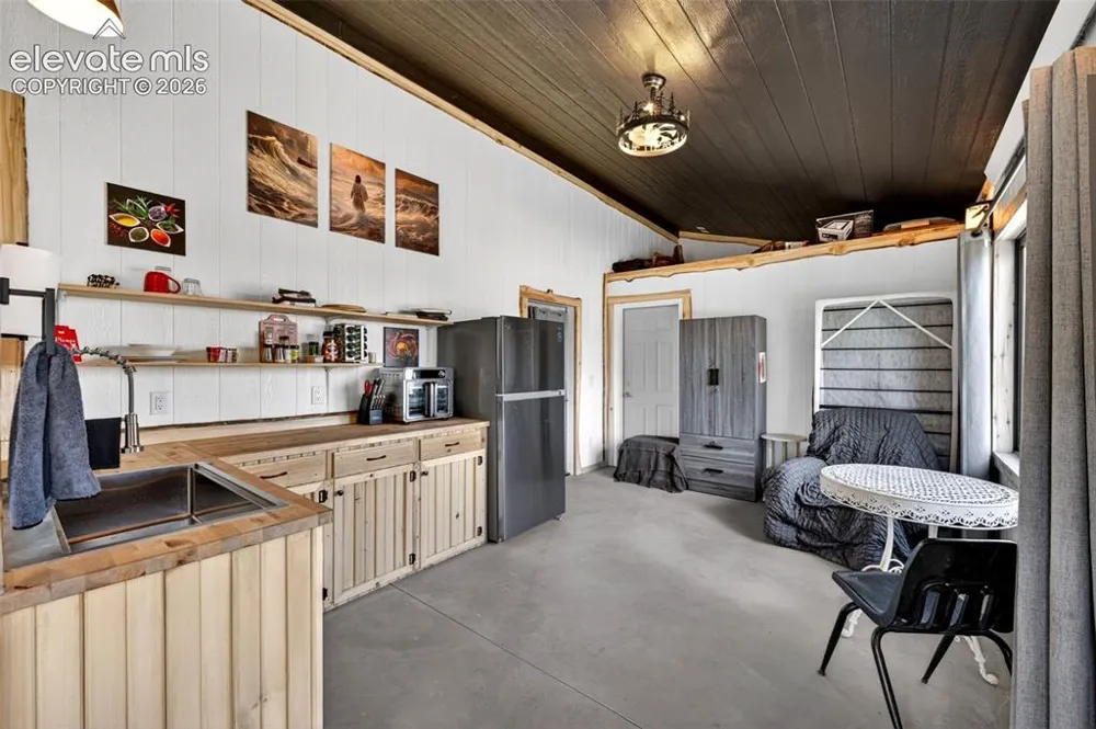 3069 Sangre Drive Westcliffe, CO 81252